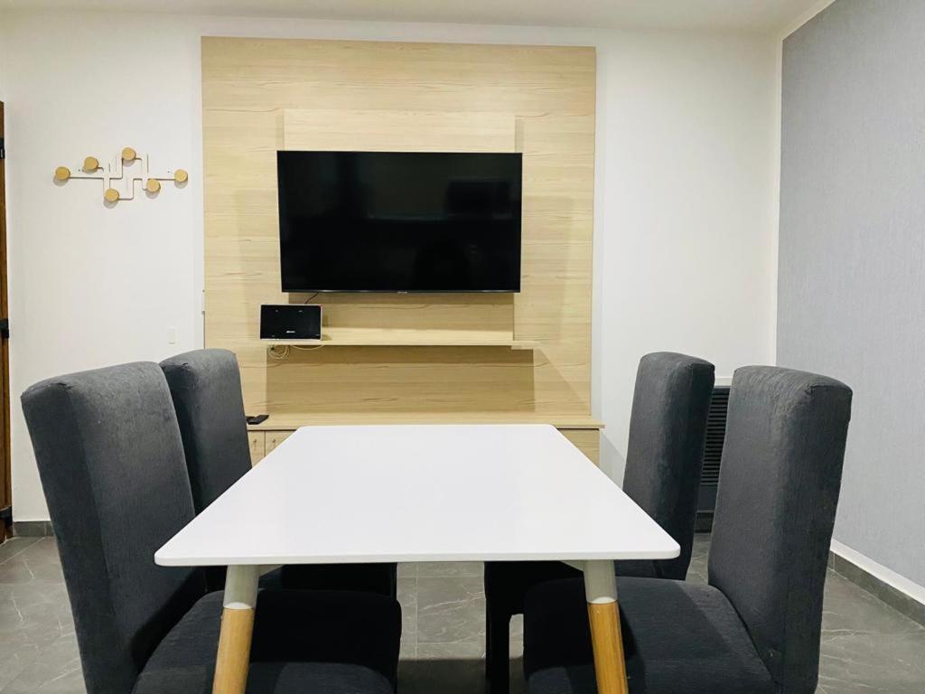 Monte Olivia Pablo Apartment อูซัวยา ภายนอก รูปภาพ